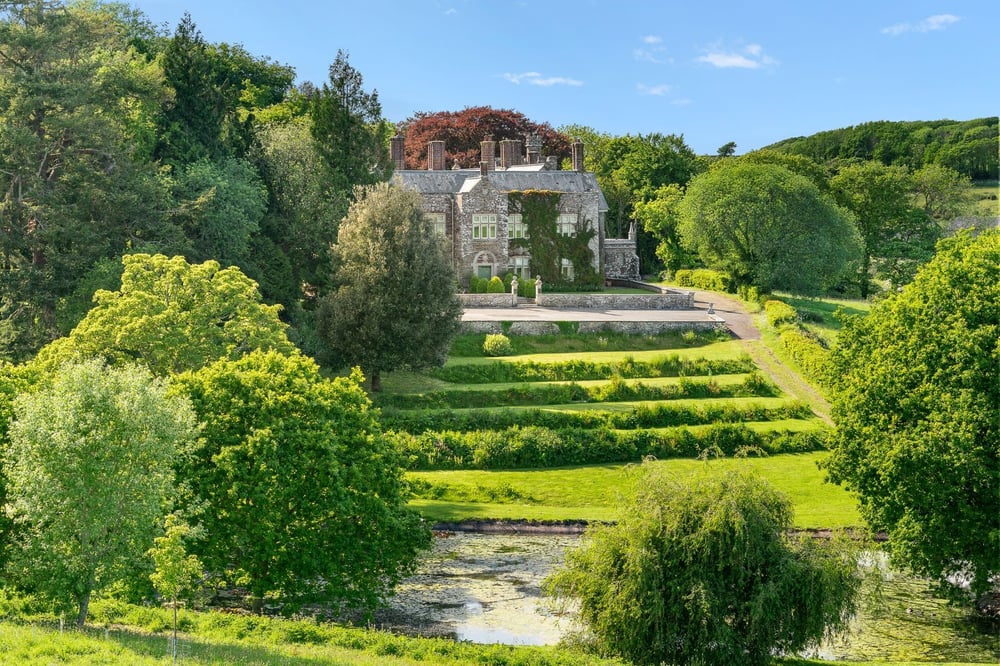 31 - Langdon Court PL9