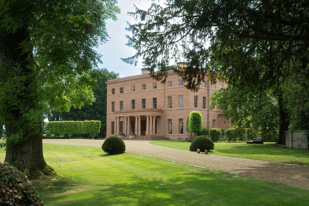 Ombersley Court Drive Approach