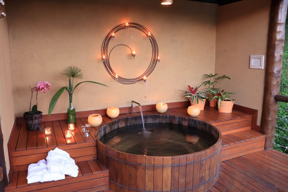 private jacuzzi dubai