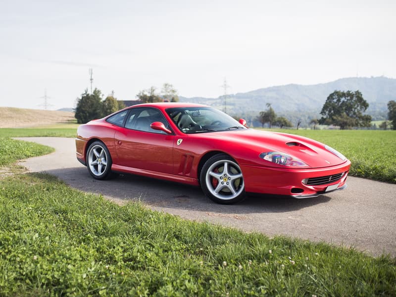 1. Driving Your Luxury Car in the UK.jpg trip with your classic car