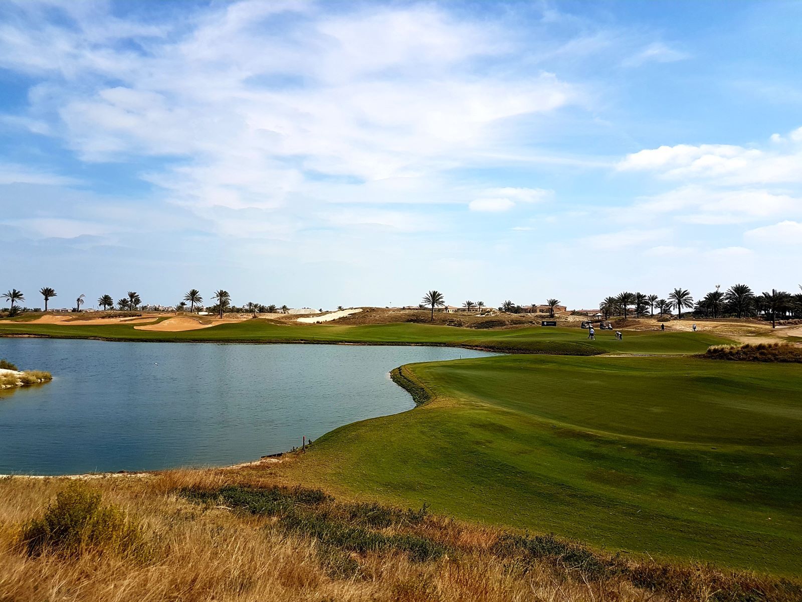 abu dhabi golf courses