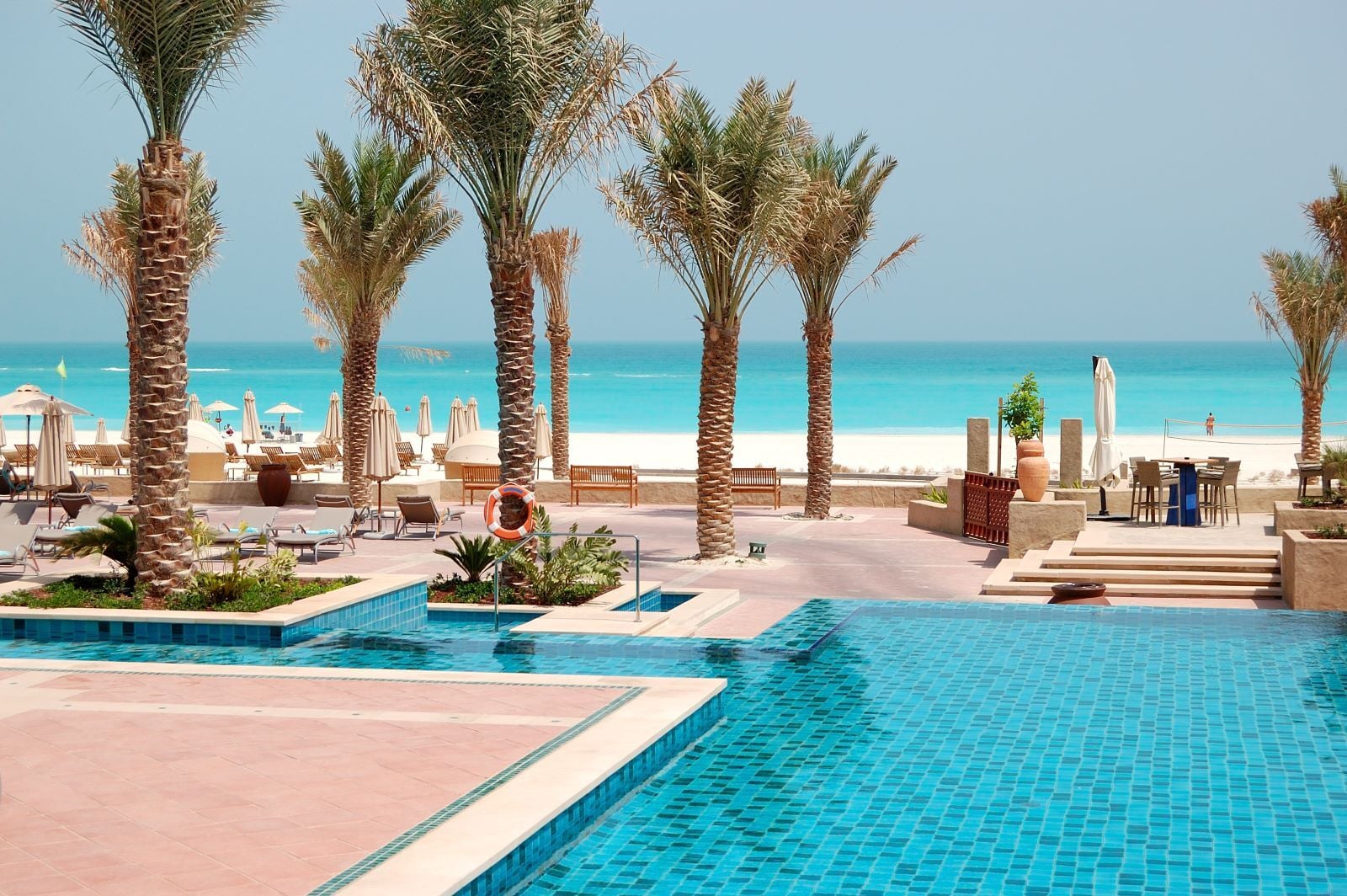 beach resort abu dhabi