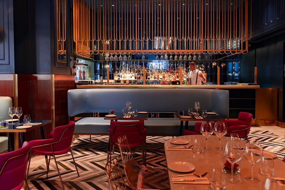 Luxury Cafes in Knightsbridge